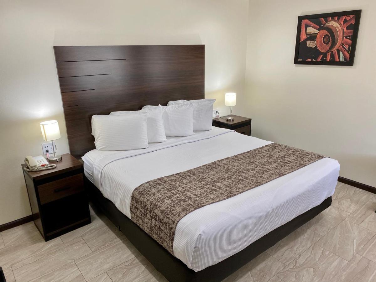 Roswell Inn Ngoại thất bức ảnh