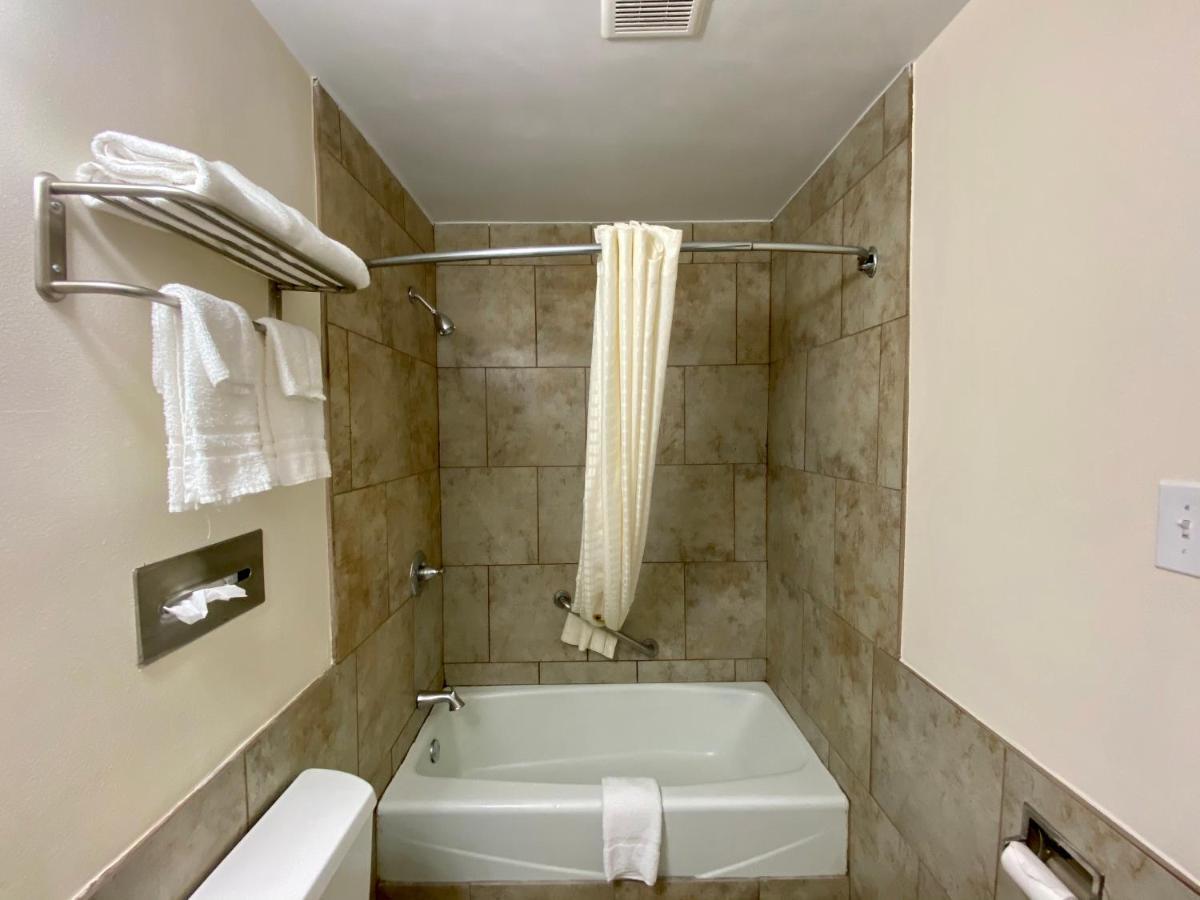 Roswell Inn Ngoại thất bức ảnh