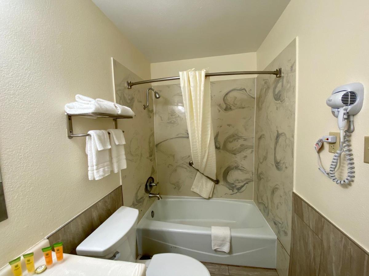 Roswell Inn Ngoại thất bức ảnh