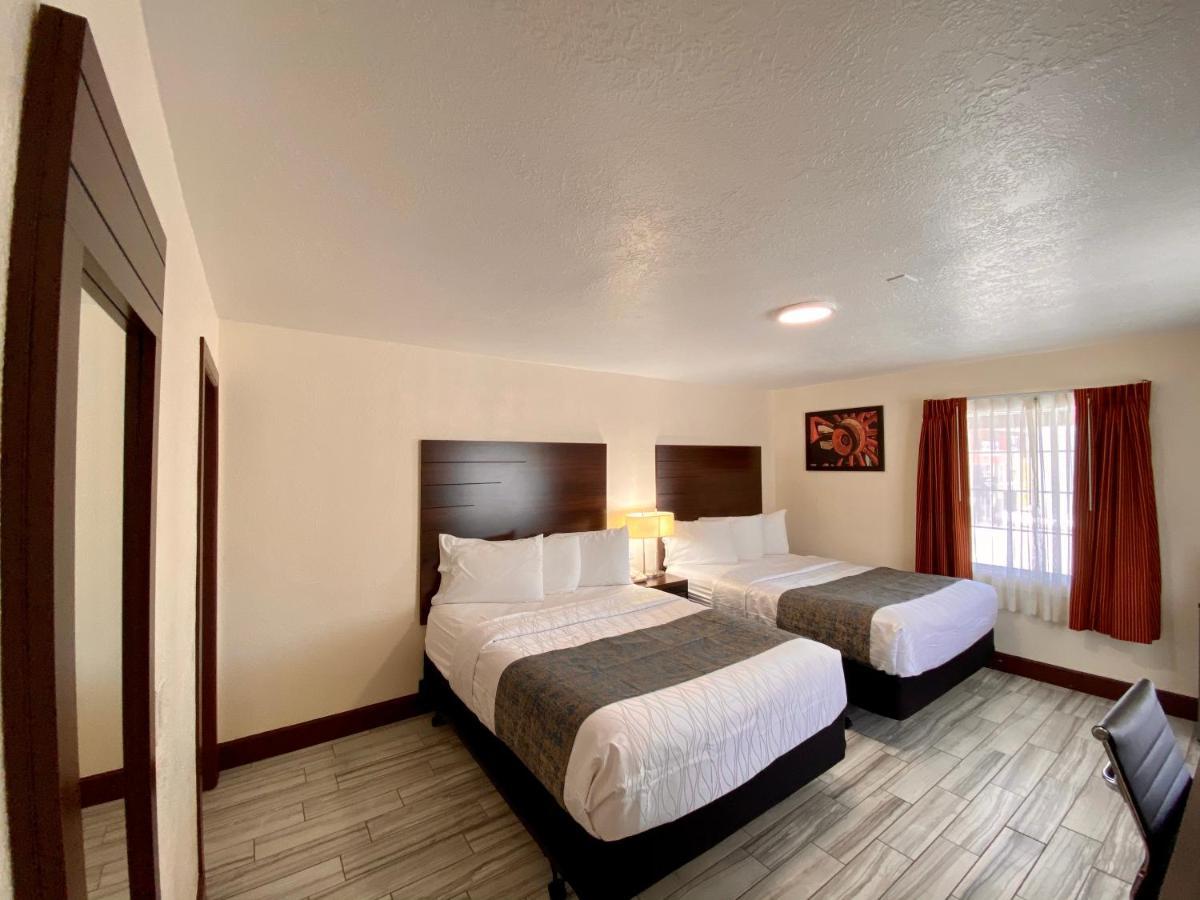 Roswell Inn Ngoại thất bức ảnh