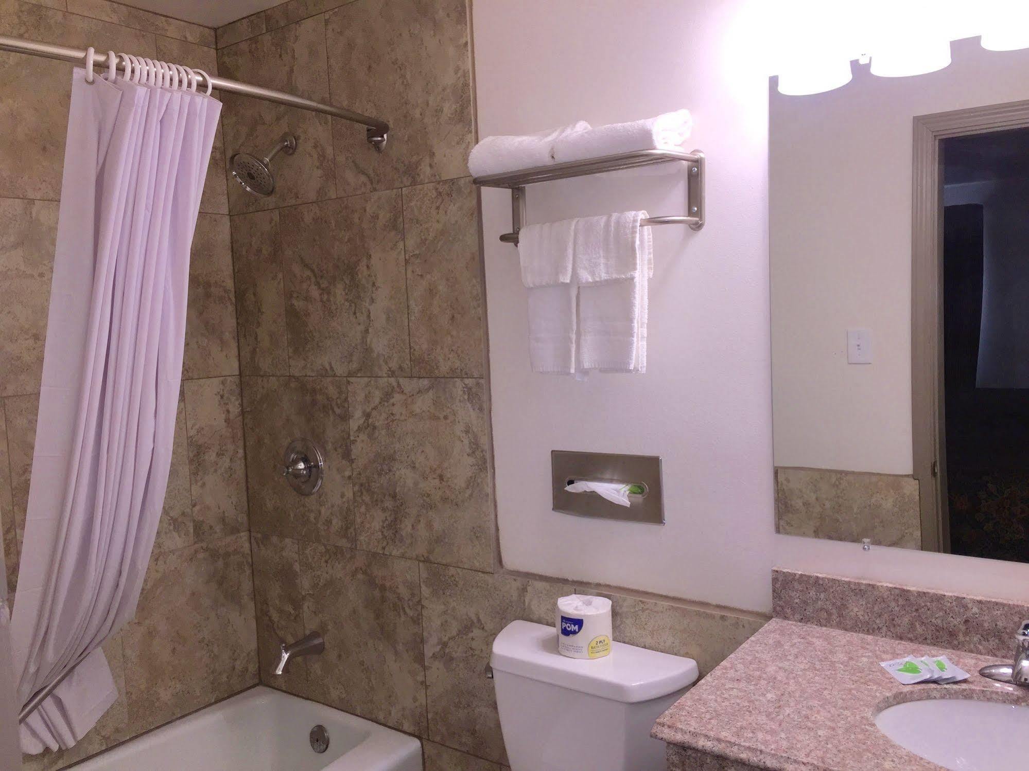 Roswell Inn Ngoại thất bức ảnh